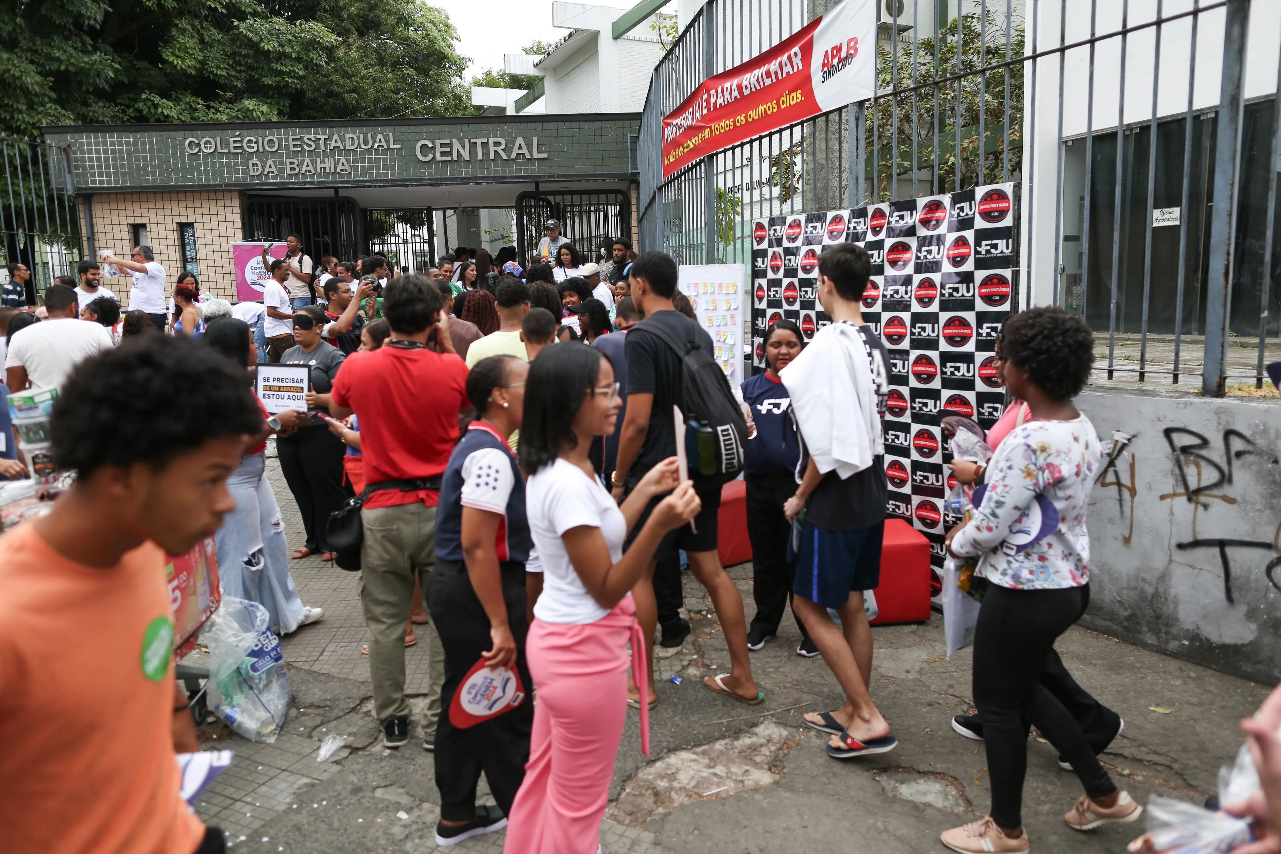 Portões foram abertos às 12h em ponto