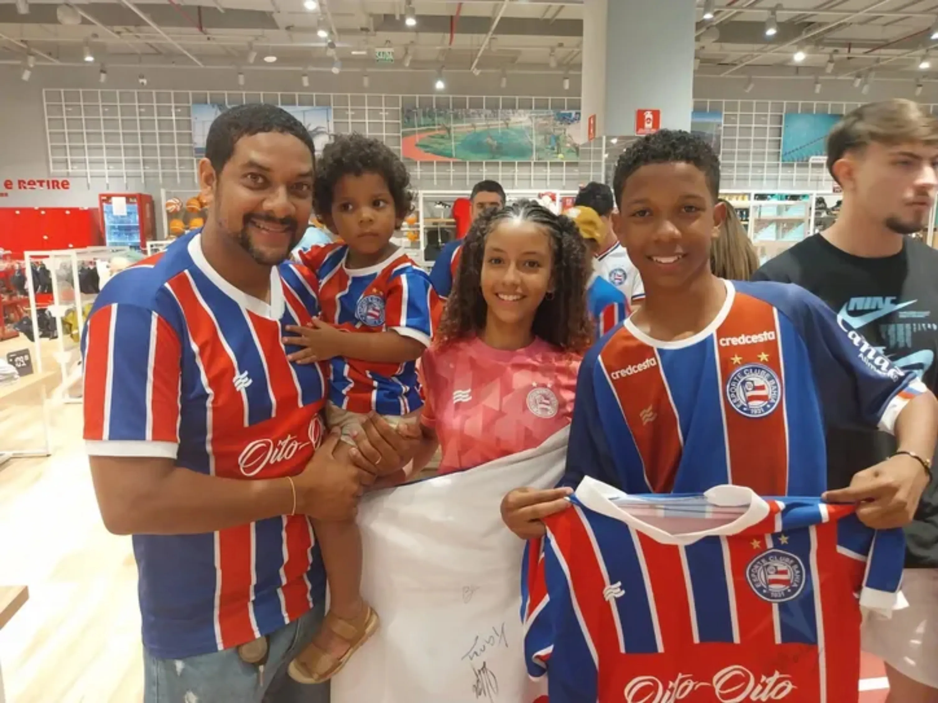 Apaixonado tricolor Thiago e seus filhos Gustavo, Duda e Gael