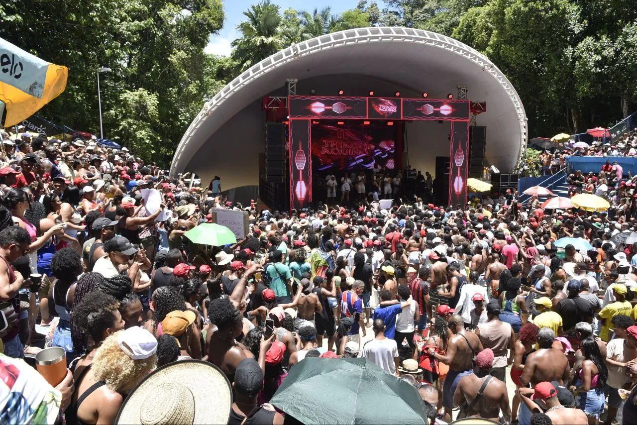 Milhares de pessoas 'brotaram' no Parque da Cidade neste domingo (26)