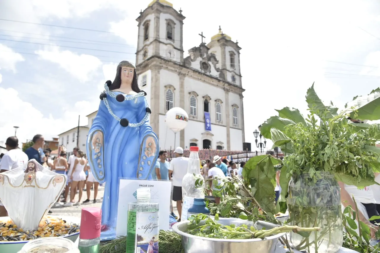 Imagem ilustrativa da imagem Lavagem do Bonfim 2025 em imagens: veja fotos da celebração da fé