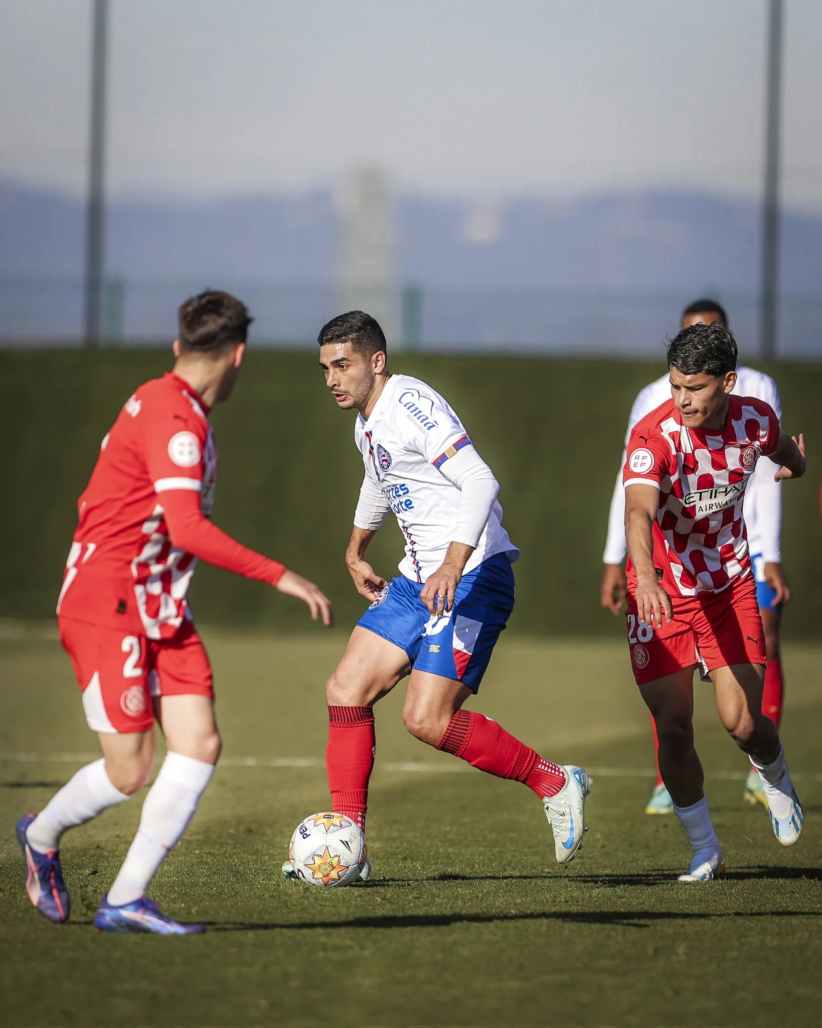 Tricolor empatou em jogo-treino realizado em Girona