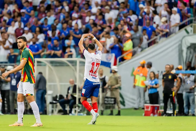 Lucho contra o Sampaio Corrêa