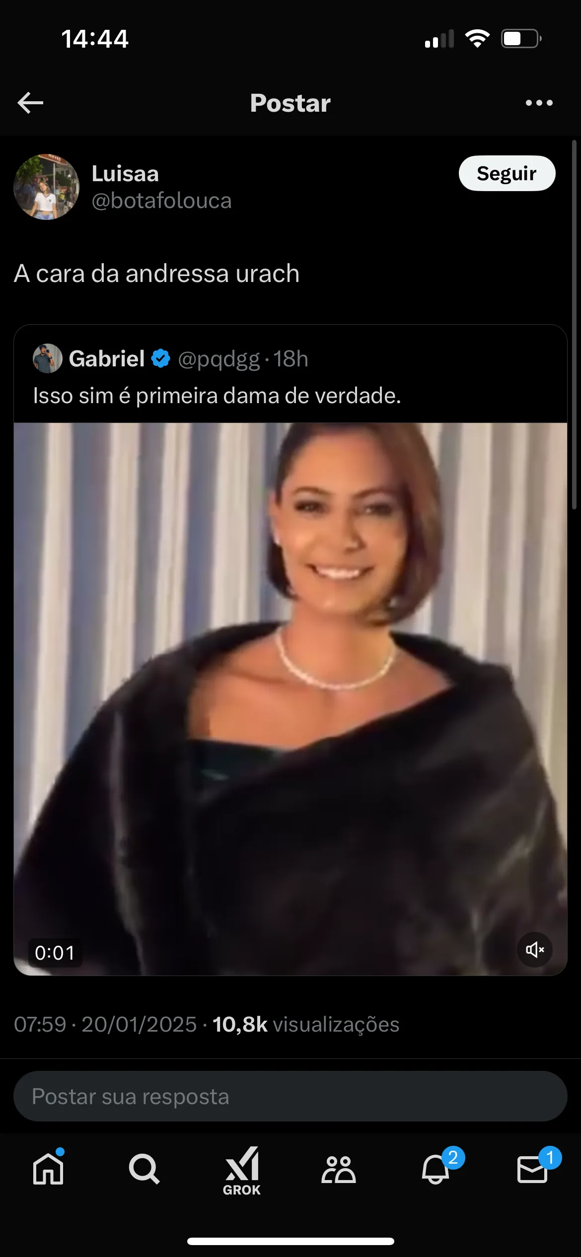 Imagem ilustrativa da imagem Parece? Internet compara Michelle Bolsonaro com Andressa Urach