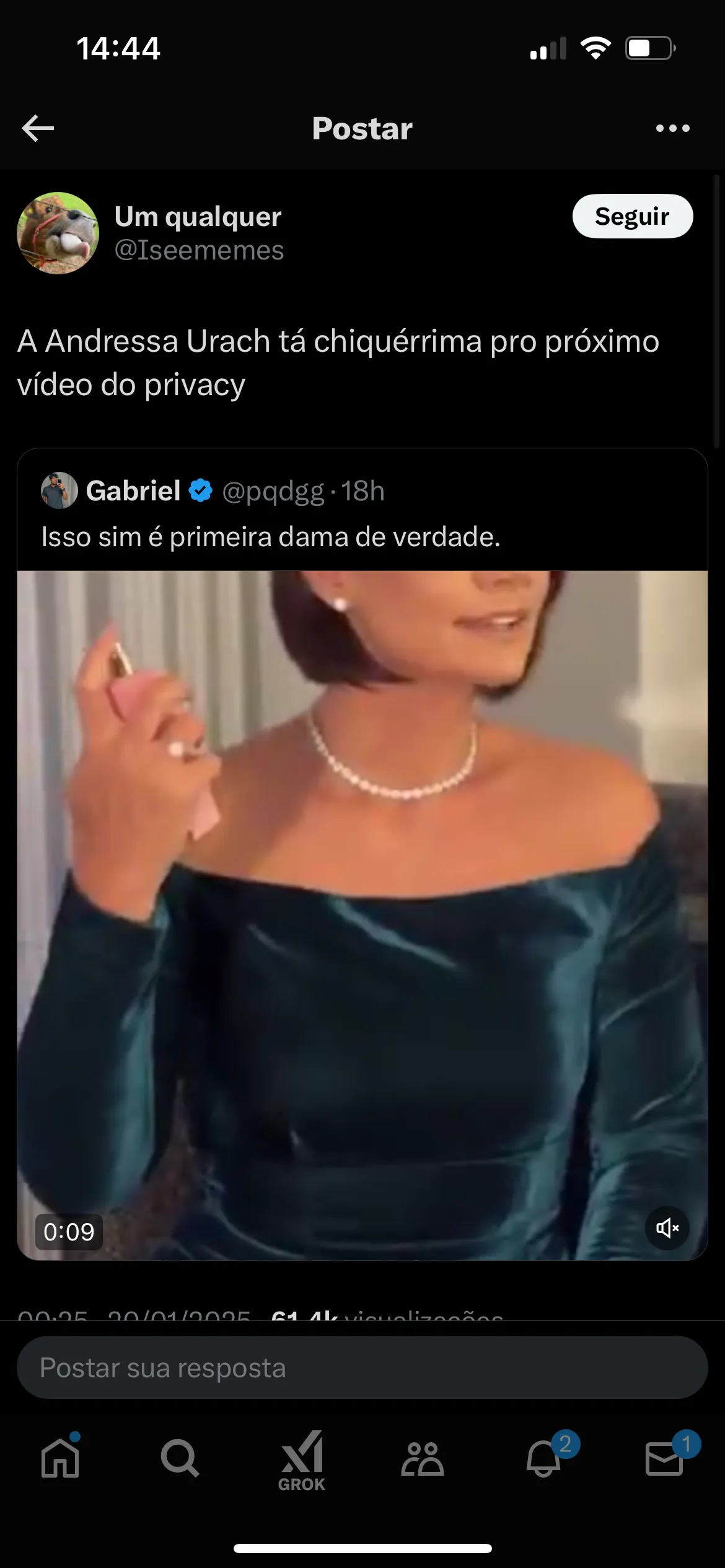 Imagem ilustrativa da imagem Parece? Internet compara Michelle Bolsonaro com Andressa Urach