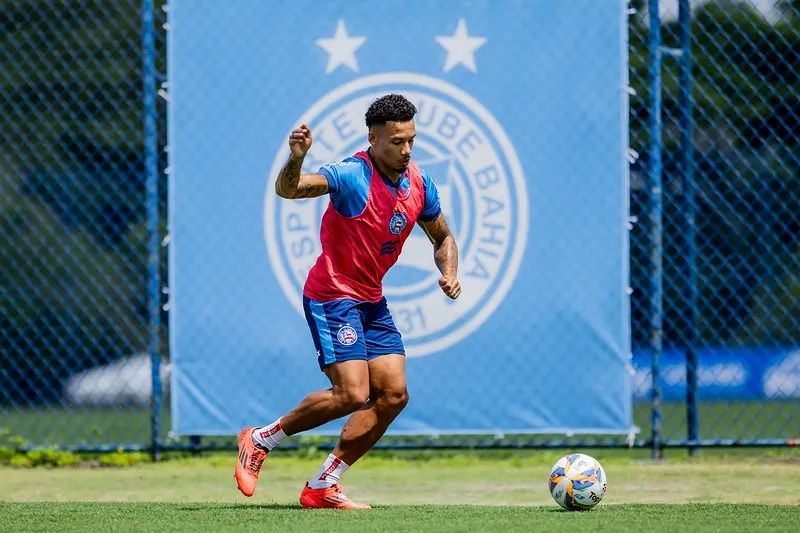 Ratão em treino pelo Bahia