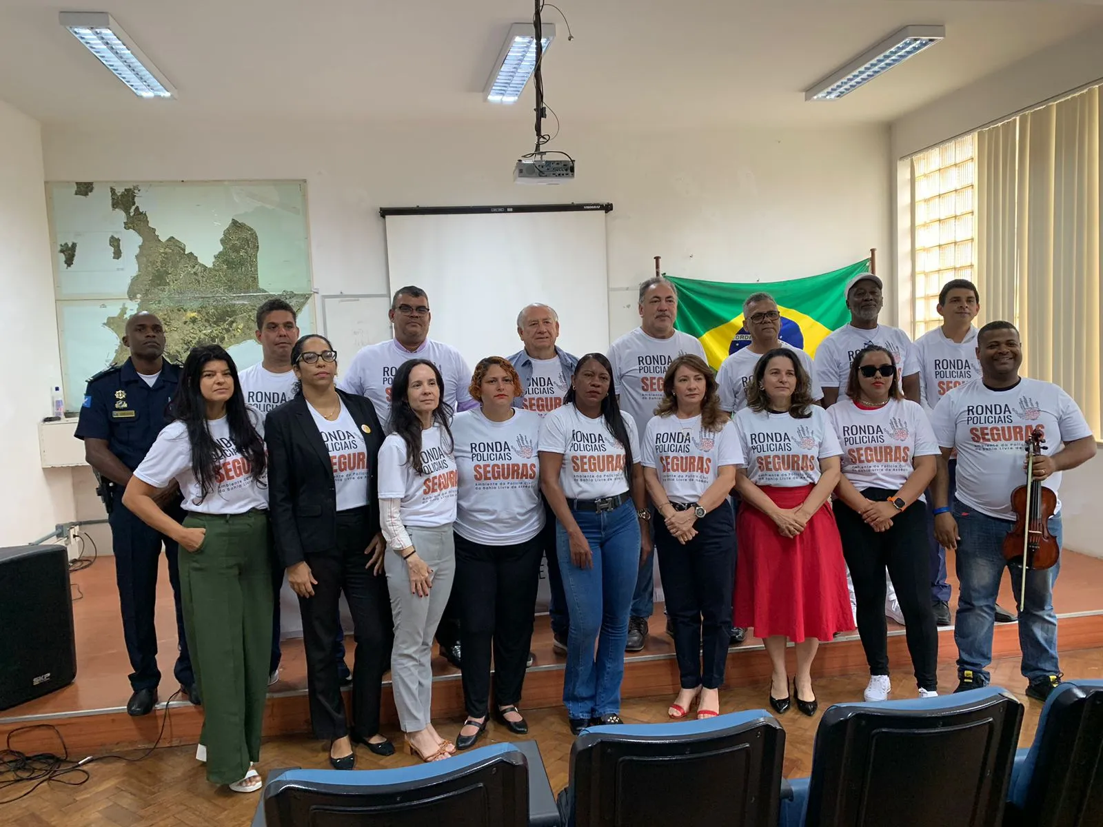 Lançamento do programa de conscientização foi realizado no auditório da Faculdade de Economia da UFBA