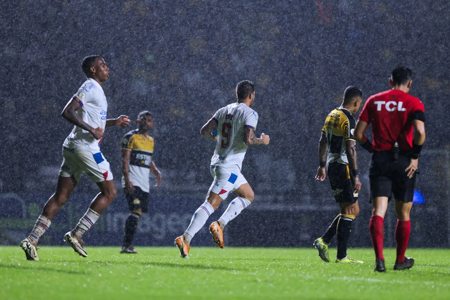 Bahia terá que superar adversidades como visitante para conquistar vaga na Libertadores