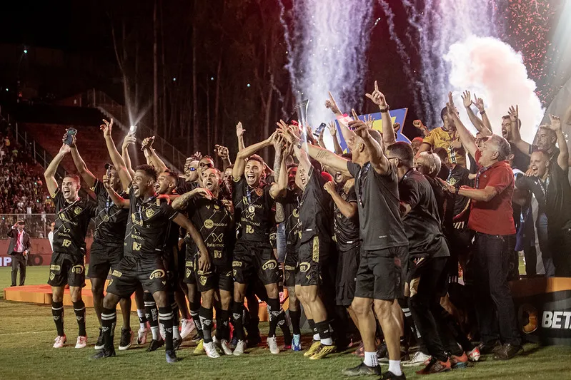 Cerimônia da Taça | Vitória Campeão