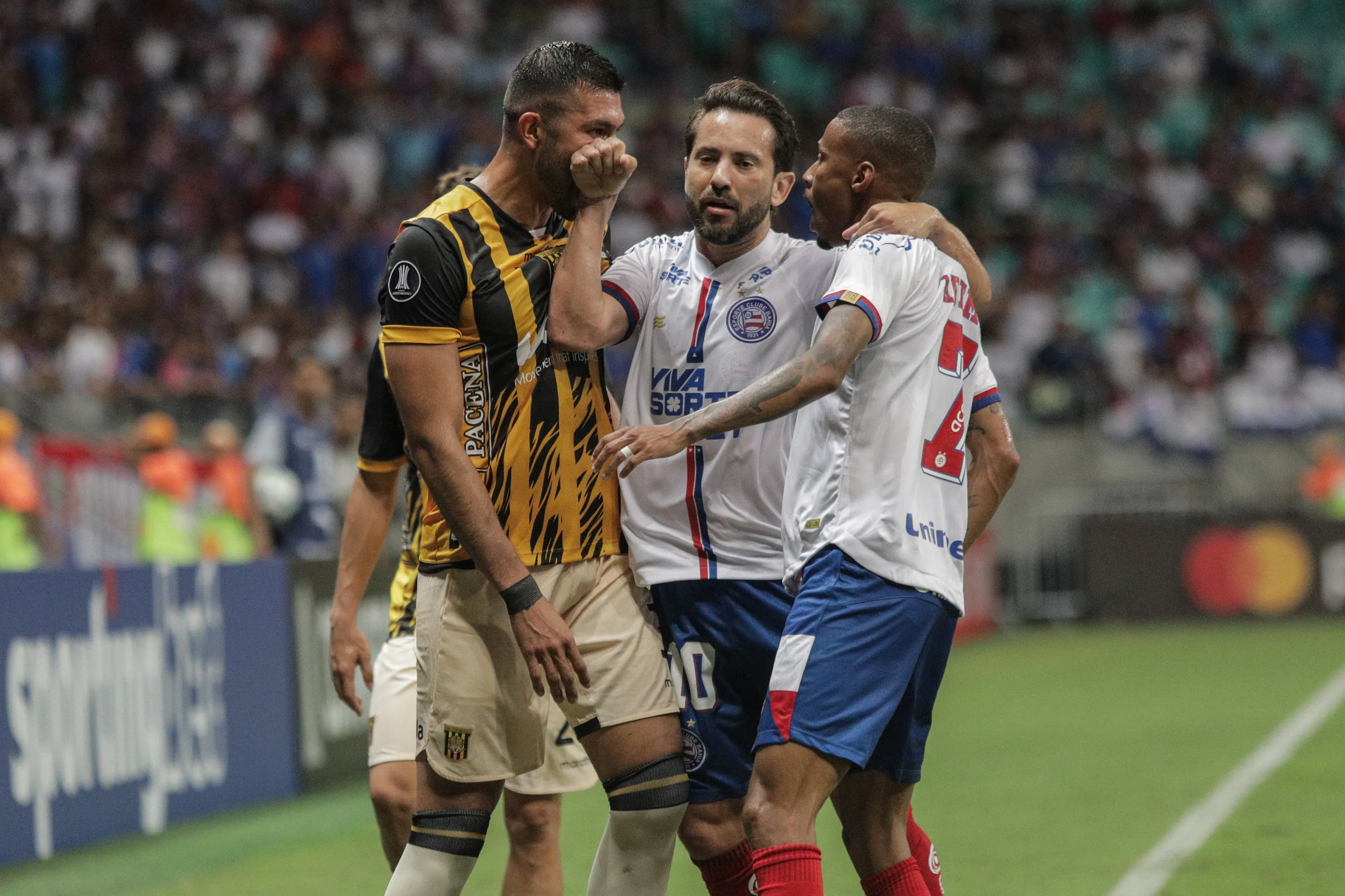 Equipes se mostraram vibrantes durante todo o duelo