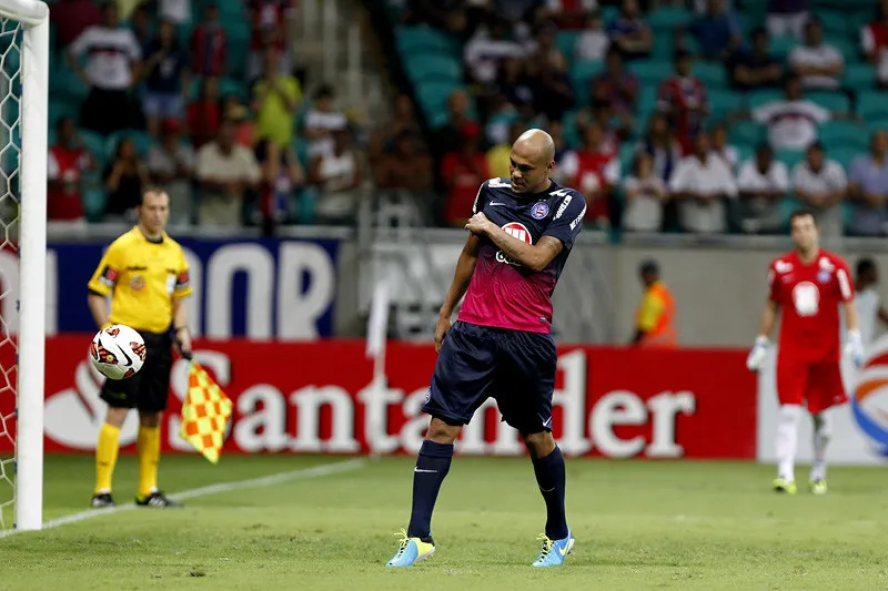 Souza, camisa 9 tricolor, também perdeu sua cobrança