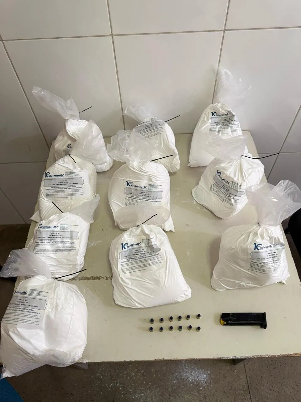 Material apreendido na operação