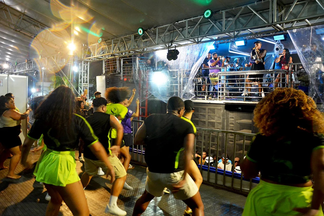 Show estava lotado, apesar da chuva