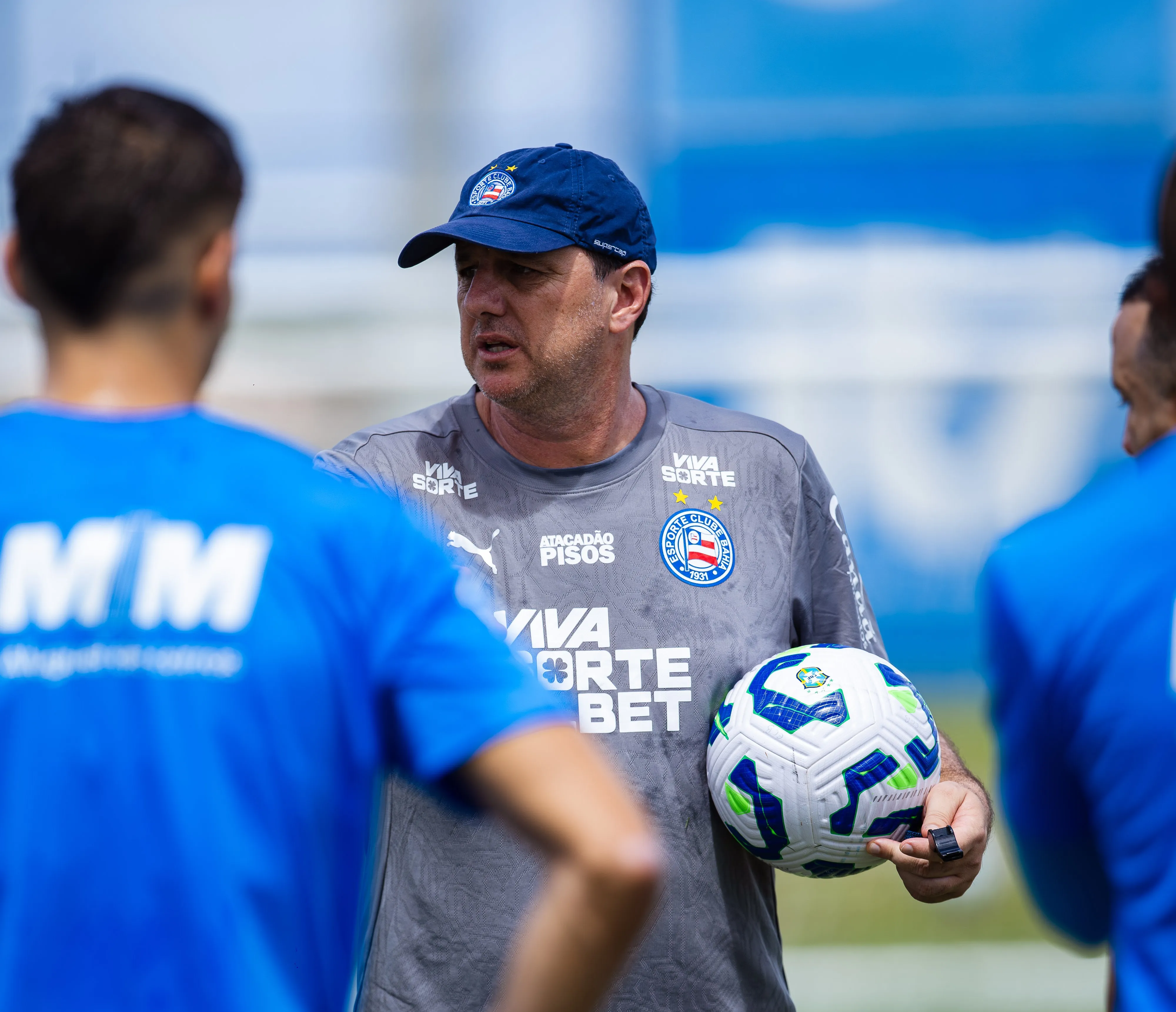 Rogério Ceni também ampliou a sua desvantagem contra o Flamengo: 16 jogos sem vencer a equipe carioca