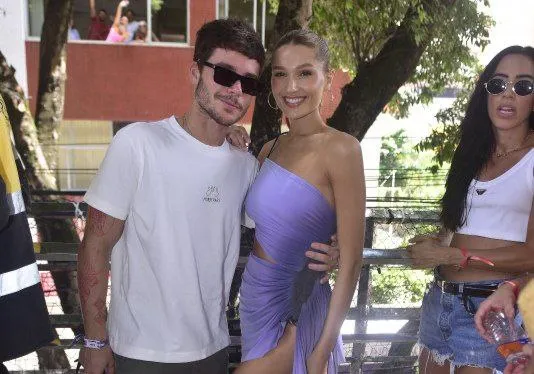 Sasha Meneghel e o marido João Lucas