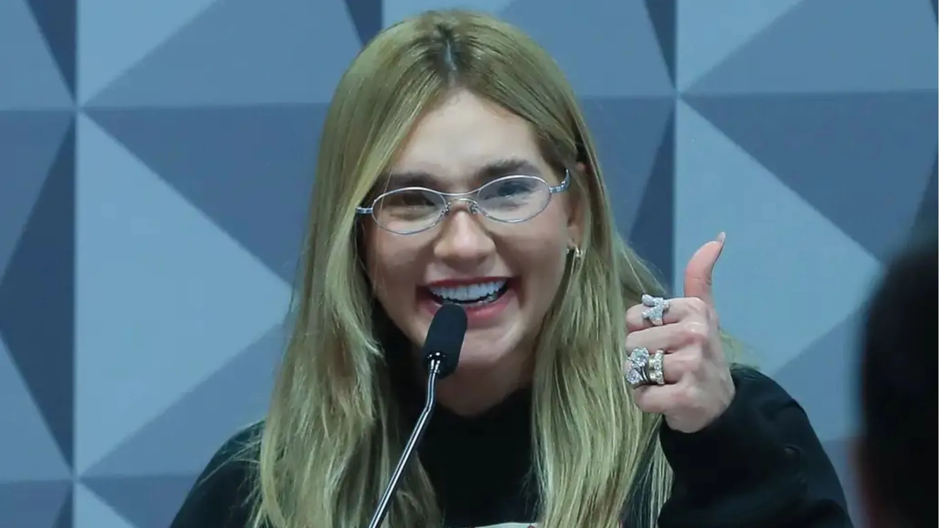 Virginia Fonseca prestou depoimento por vontade própria