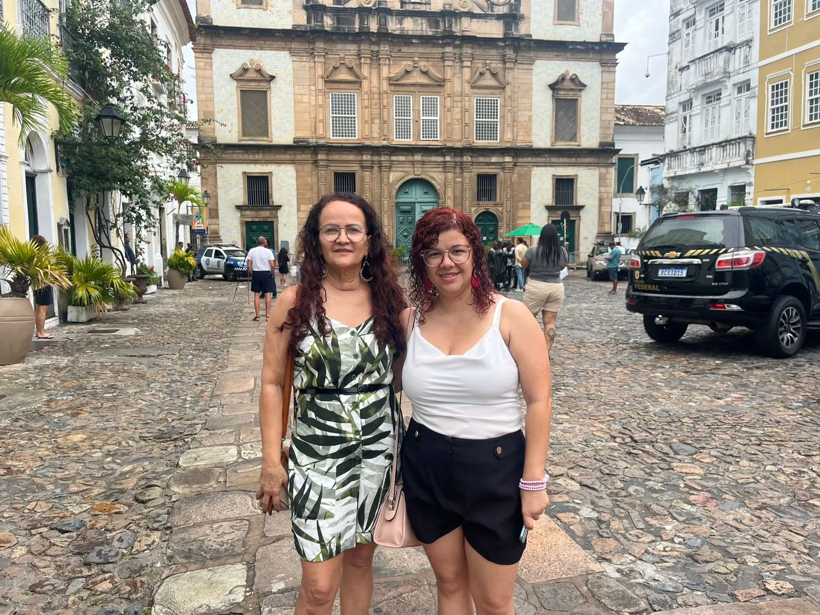 Ivete e Amanda Karla, mãe e filha, turistas de Goiânia