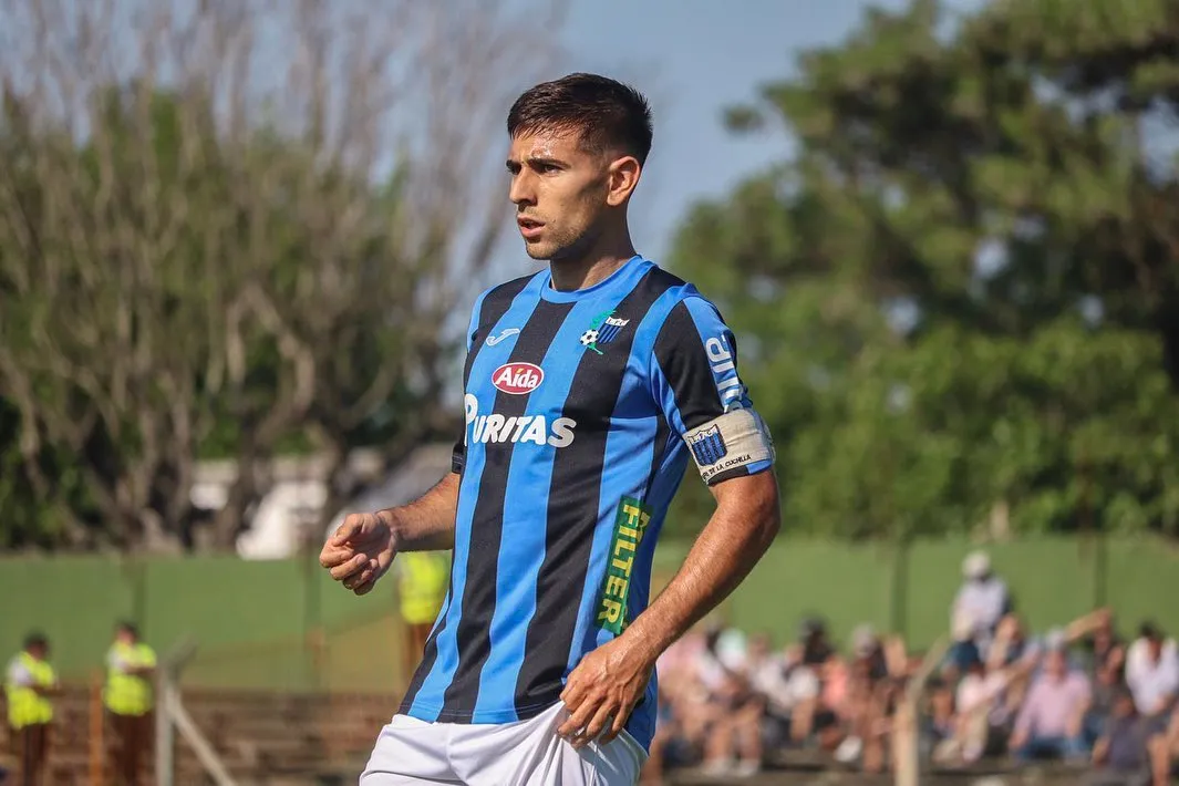 Nico Acevedo enquanto atuava pelo Liverpool-URU