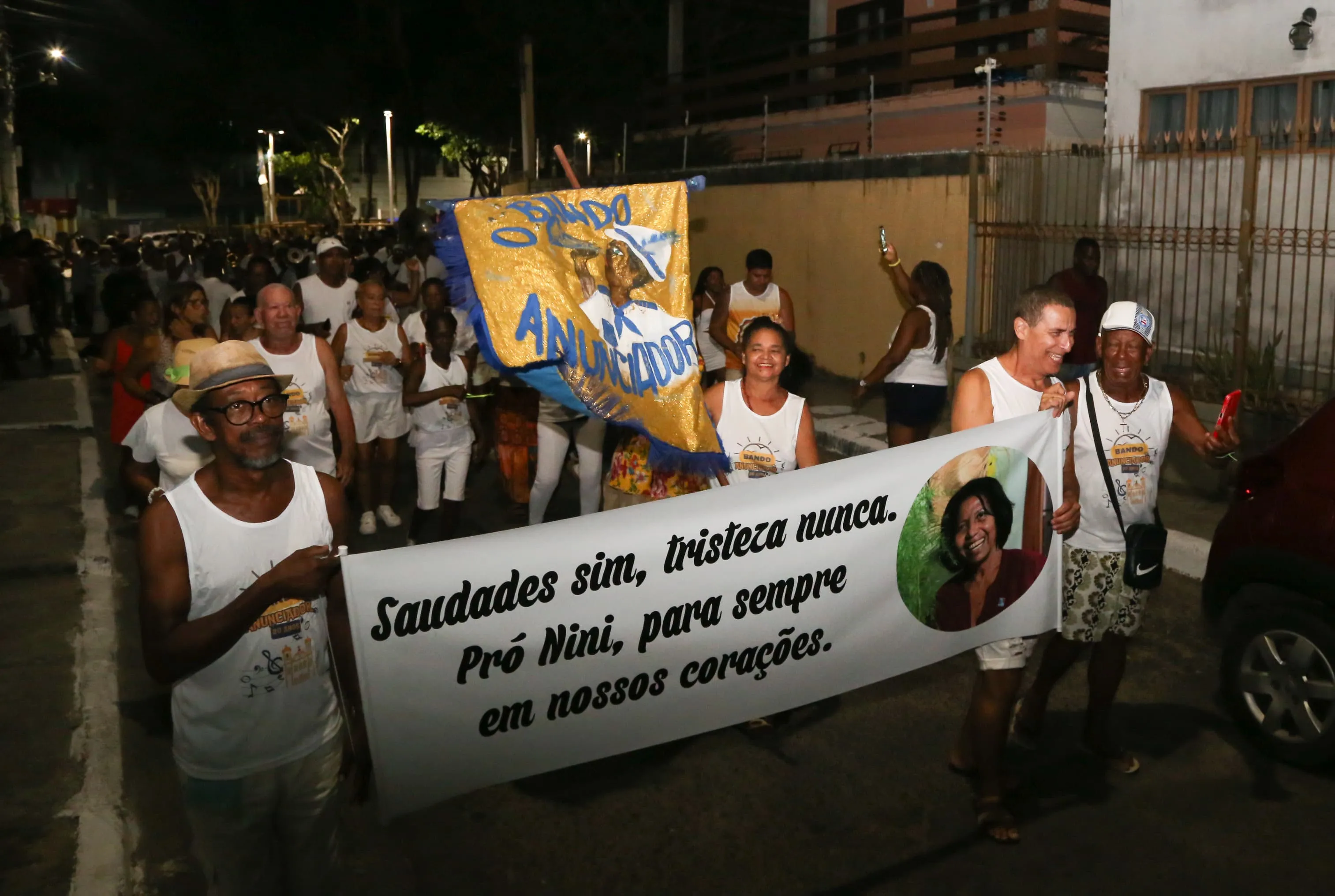 Bando Anunciador 'abriu alas' da festa