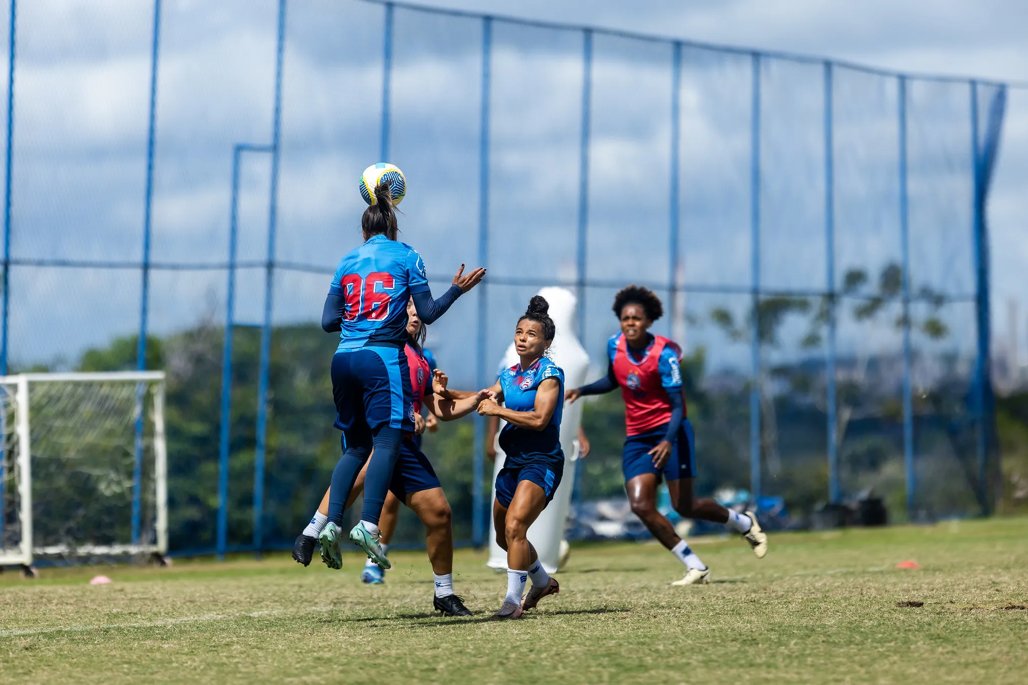 Mulheres de Aço vão disputar competição nacional