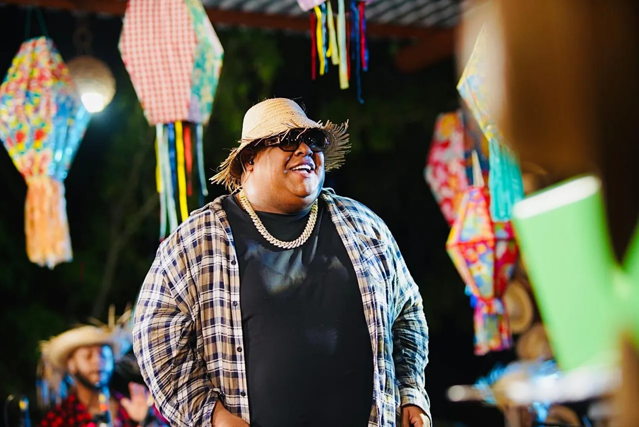 Diego Lemos, vocalista e líder o grupo