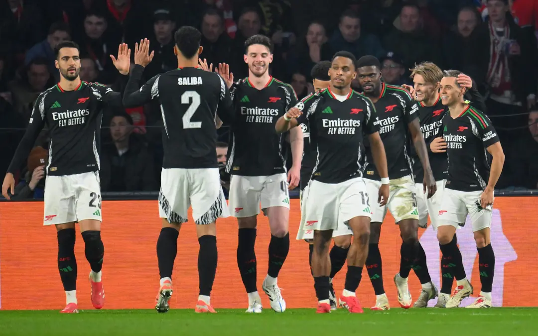 Arsenal fez boa partida e goleou o PSV pela Champions League