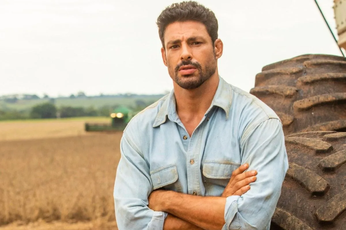 Cauã Reymond interpretou Caio La Selva em "Terra e Paixão"