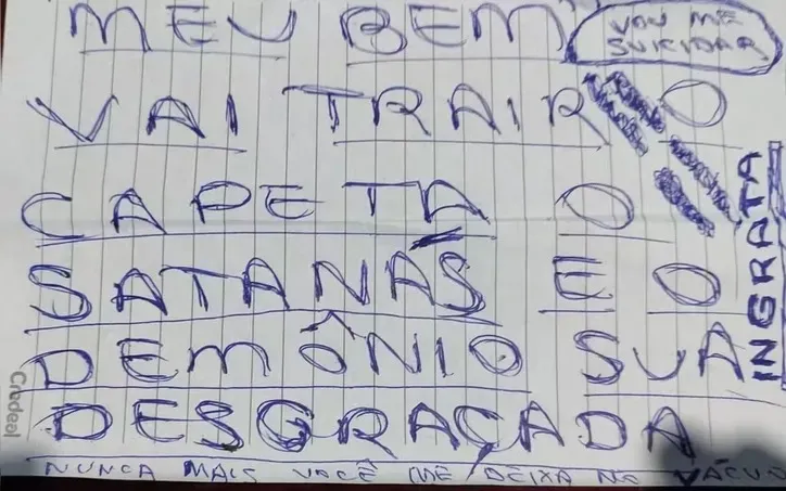 Bilhete foi deixado ao lado do corpo da mulher