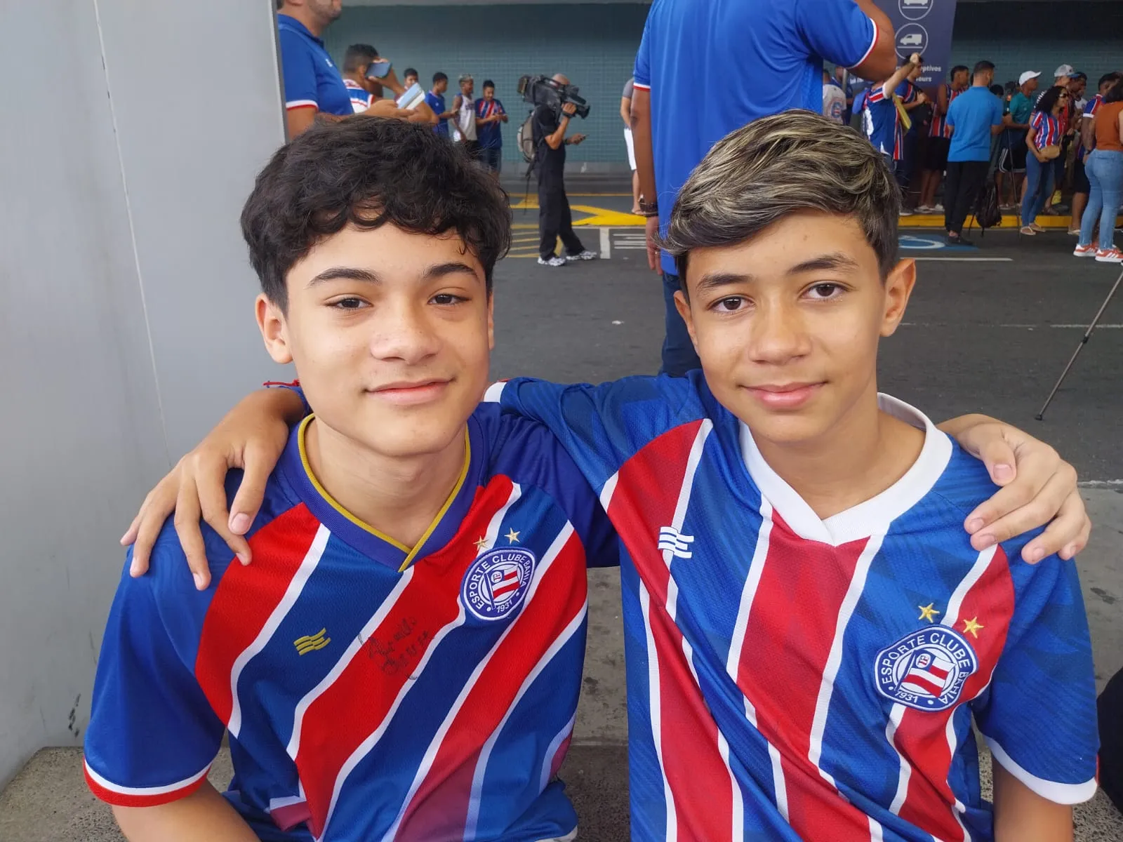 Enzo e Jorge, torcedores mirins do Bahia