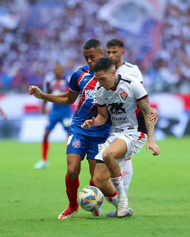 Erick e Hugo durante o clássico Ba-Vi disputado em 2025, pela 6ª rodada do Campeonato Baiano