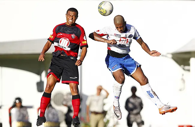 Vitória eliminou o Bahia nas semifinais do Campeonato Baiano de 2011