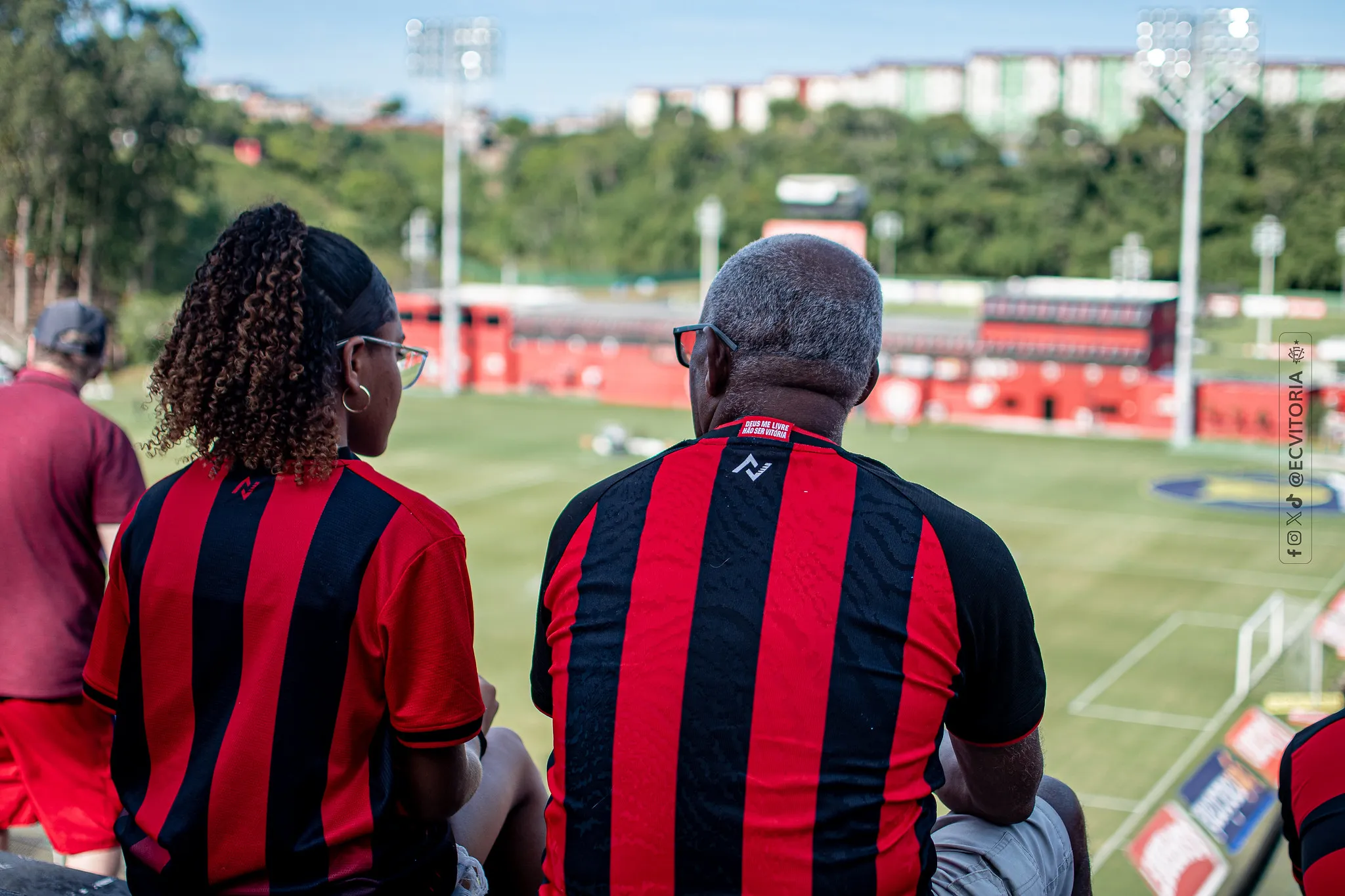 Sócios terão que pagar novos valores no Vitória