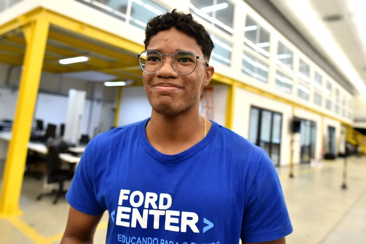 Rafael curtiu a visitação ao Centro de Desenvolvimento e Tecnologia