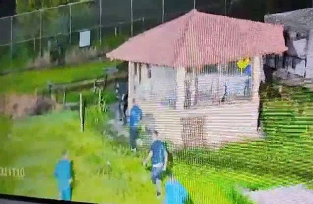 Imagem ilustrativa da imagem Tropa nacional brota em presídio baiano após ataque contra diretor
