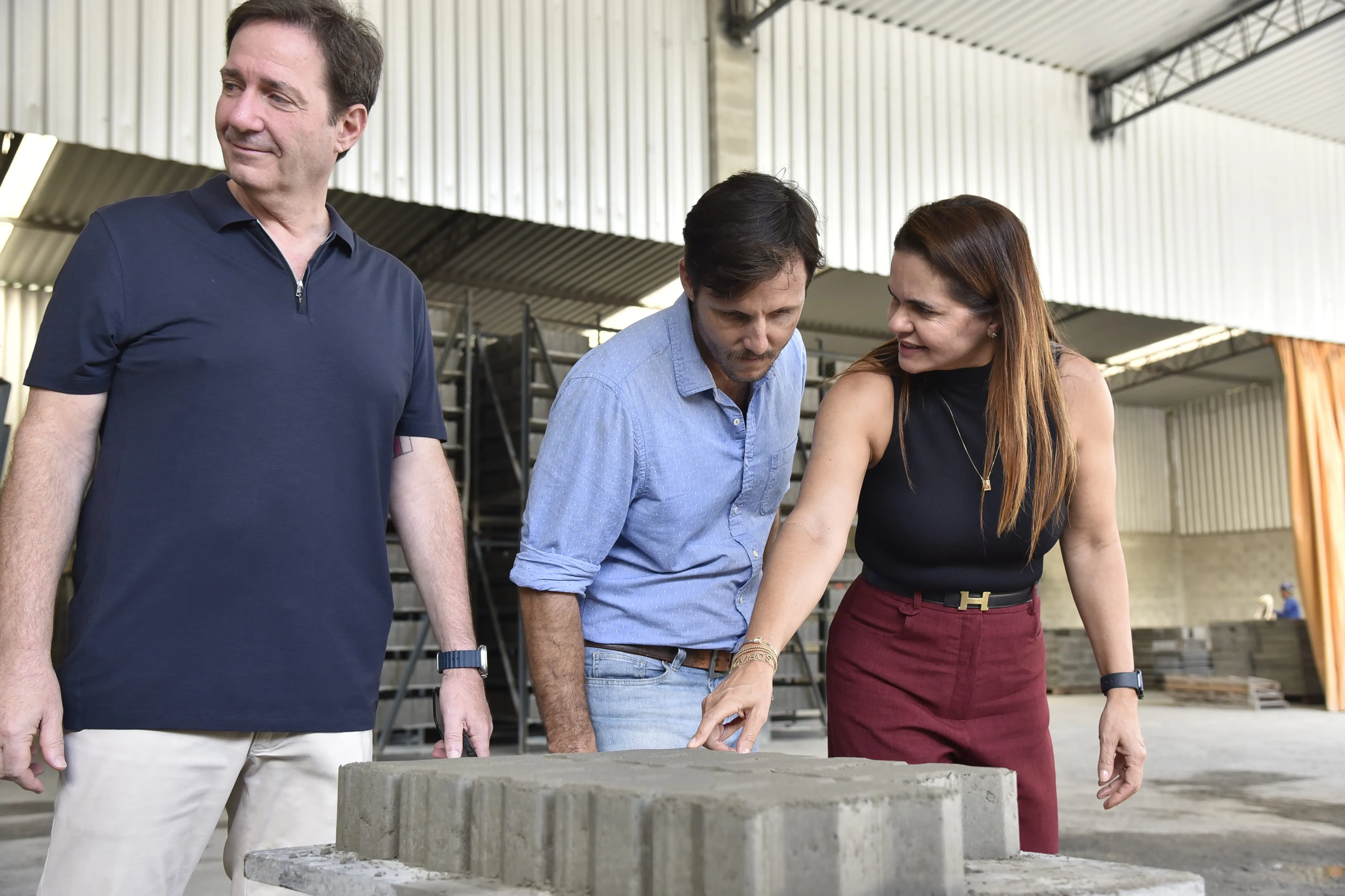 Ludovico Pezzangora (esquerda), Daniel Cerchiari (meio) e Ausileide Pezzangora (direita) são sócios da empresa
