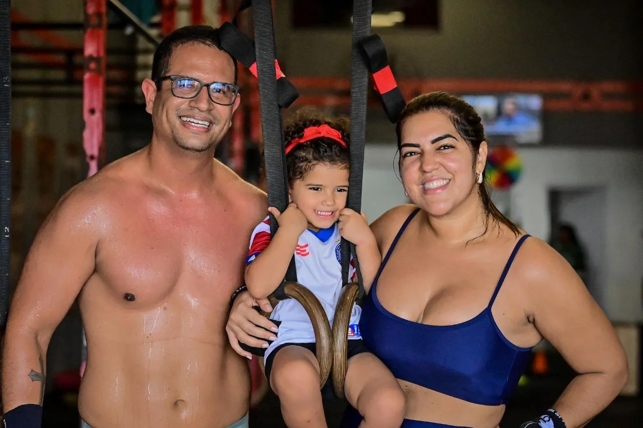 Carol acredita que treinar juntos fortalece o vínculo familiar