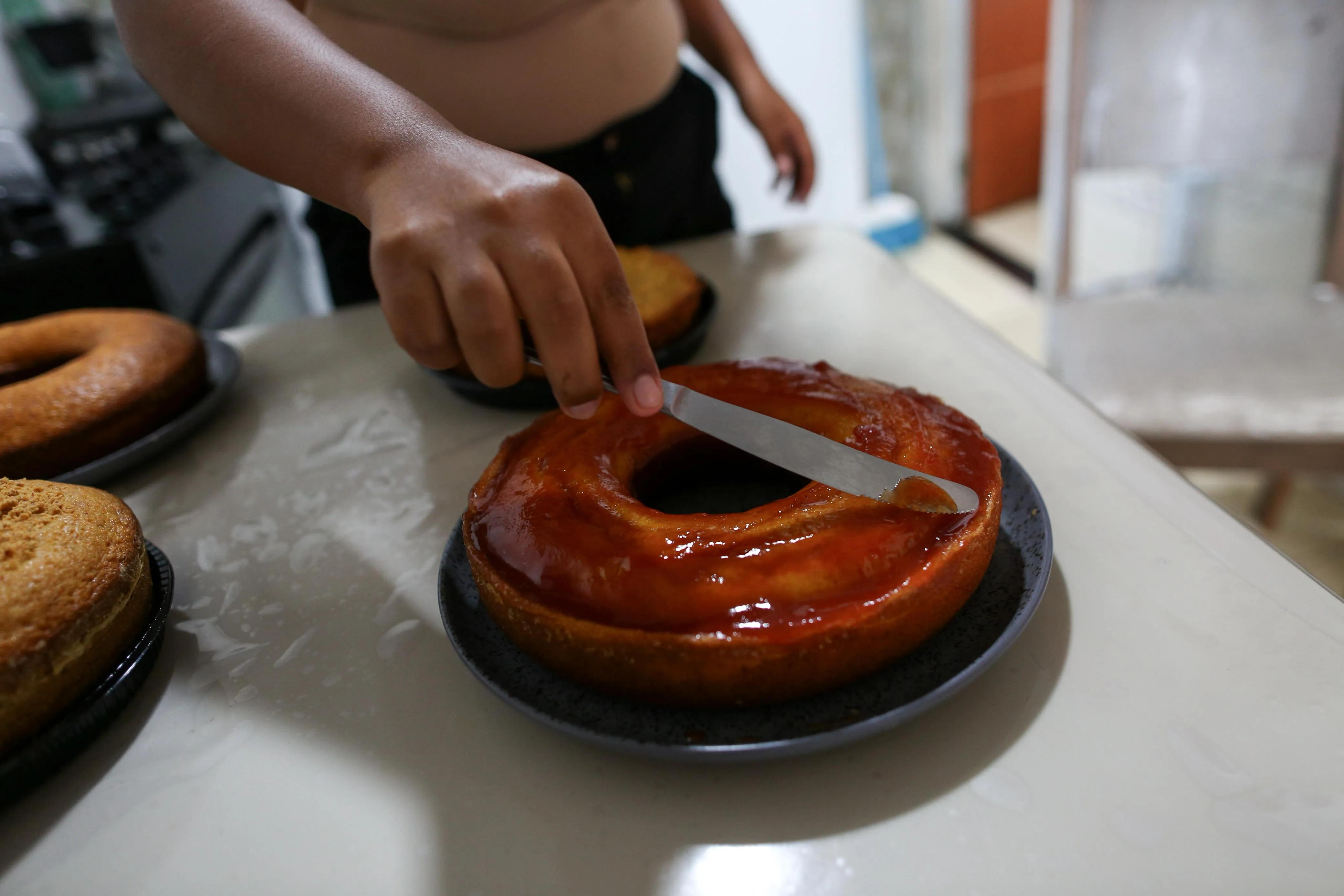 Bolos são feitos pelas irmãs