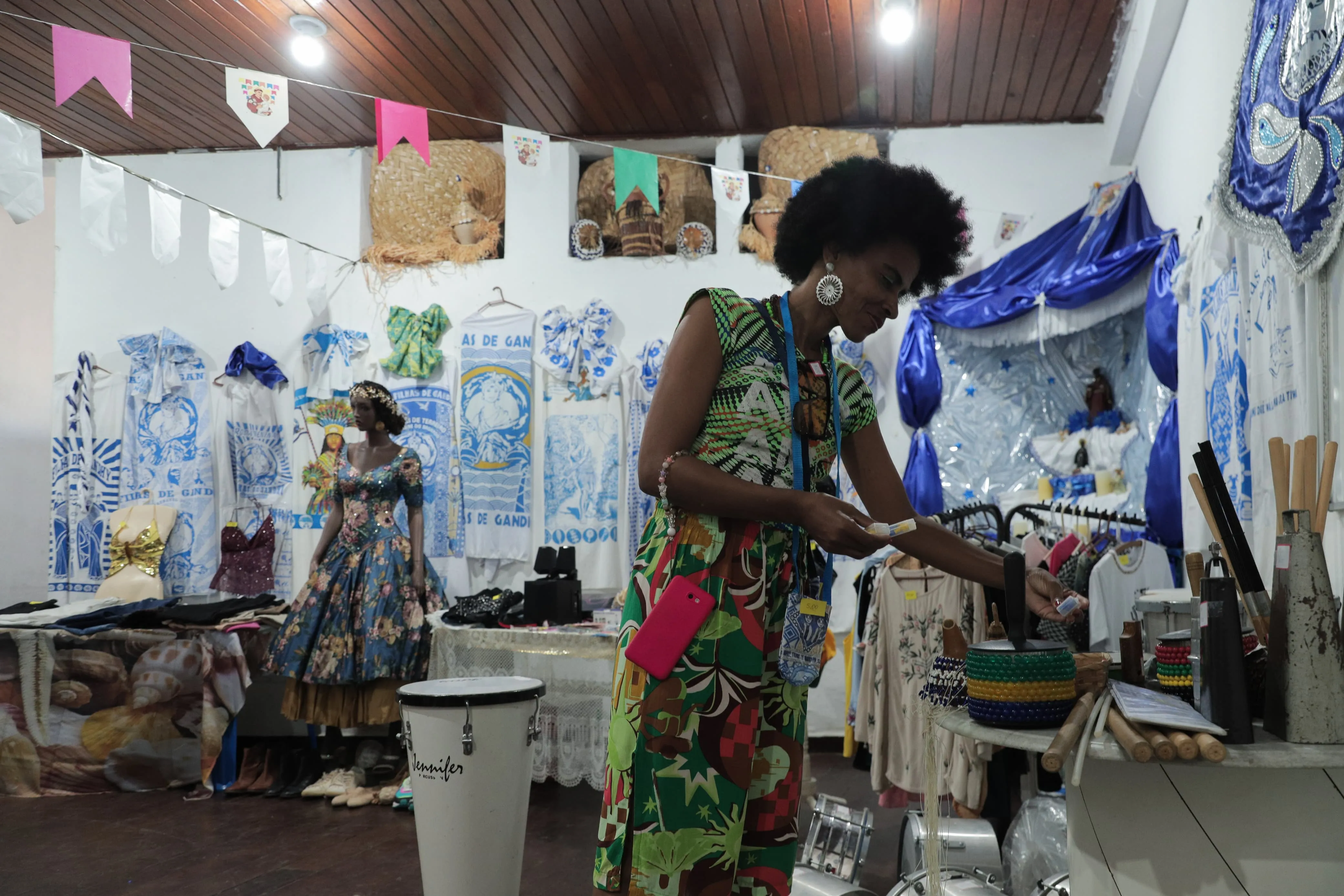 Imagem ilustrativa da imagem Filhas de Gandhy promovem bazar solidário com peças a partir de R$ 2