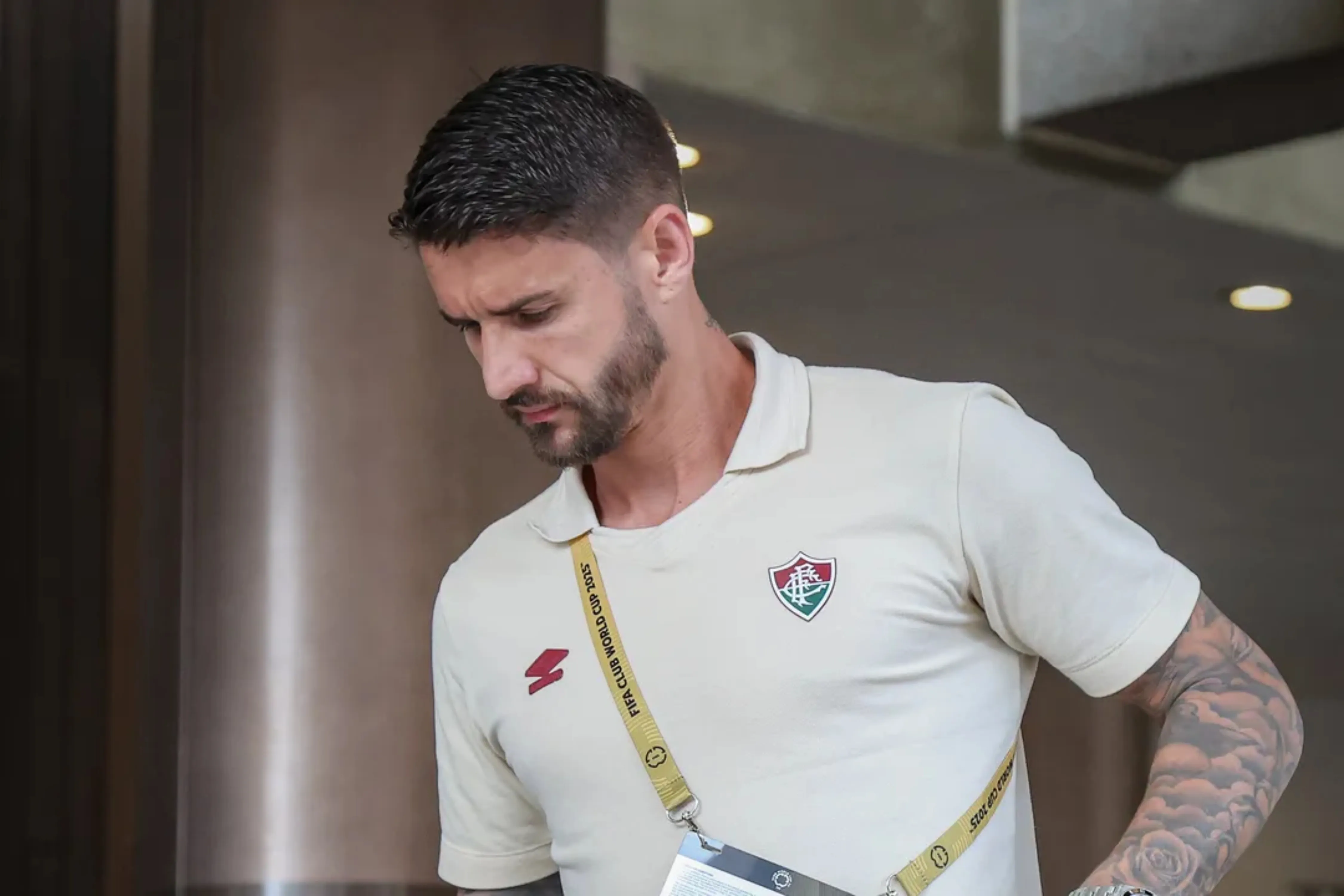 Ex-Bahia tirou onda com os jogadores italianos