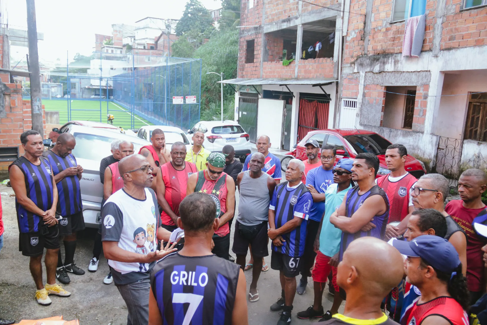 Imagem ilustrativa da imagem Futebol e solidariedade se unem em ação no Jardim Cajazeiras