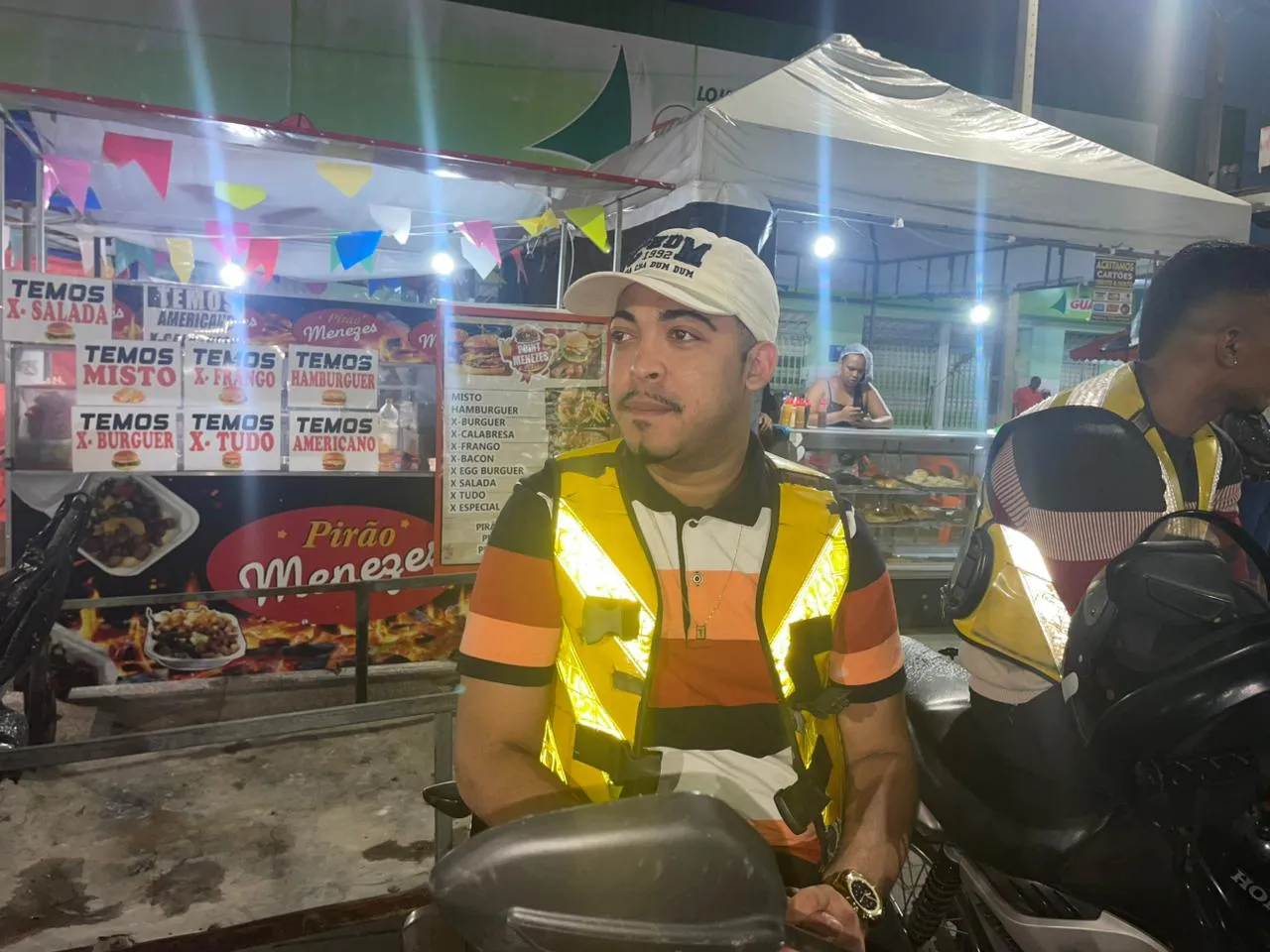 Renan Cabral, mototaxista com mais de 10 anos de experiência