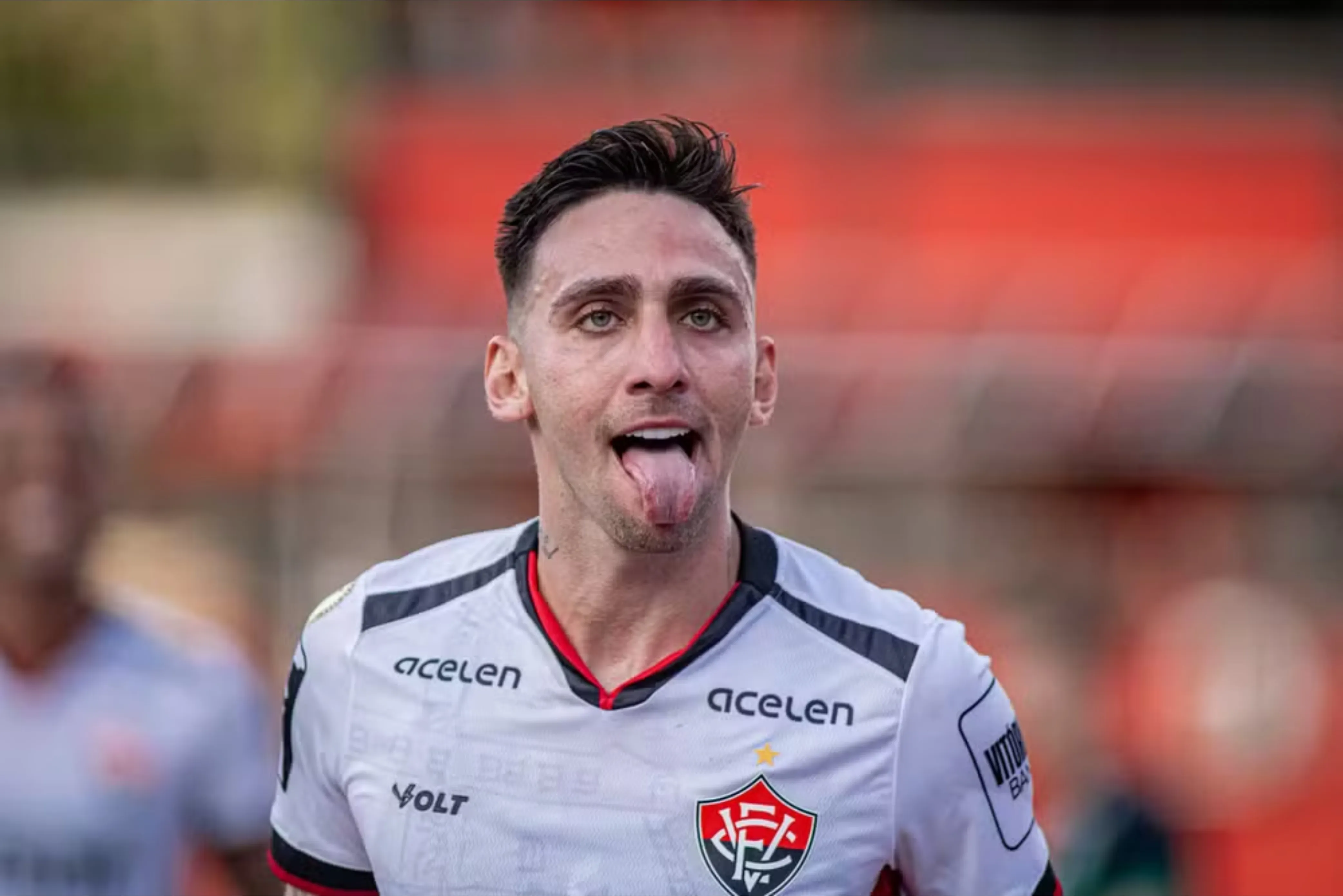 Atacante vai bater em retirada da Toca do Leão