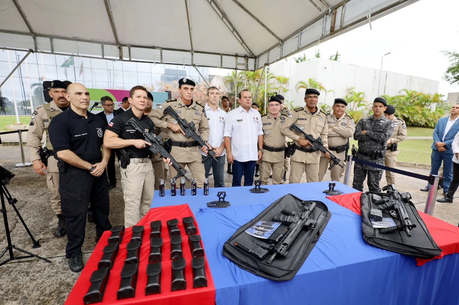 Imagem ilustrativa da imagem Polícia baiana recebe arsenal de respeito para reforçar a segurança