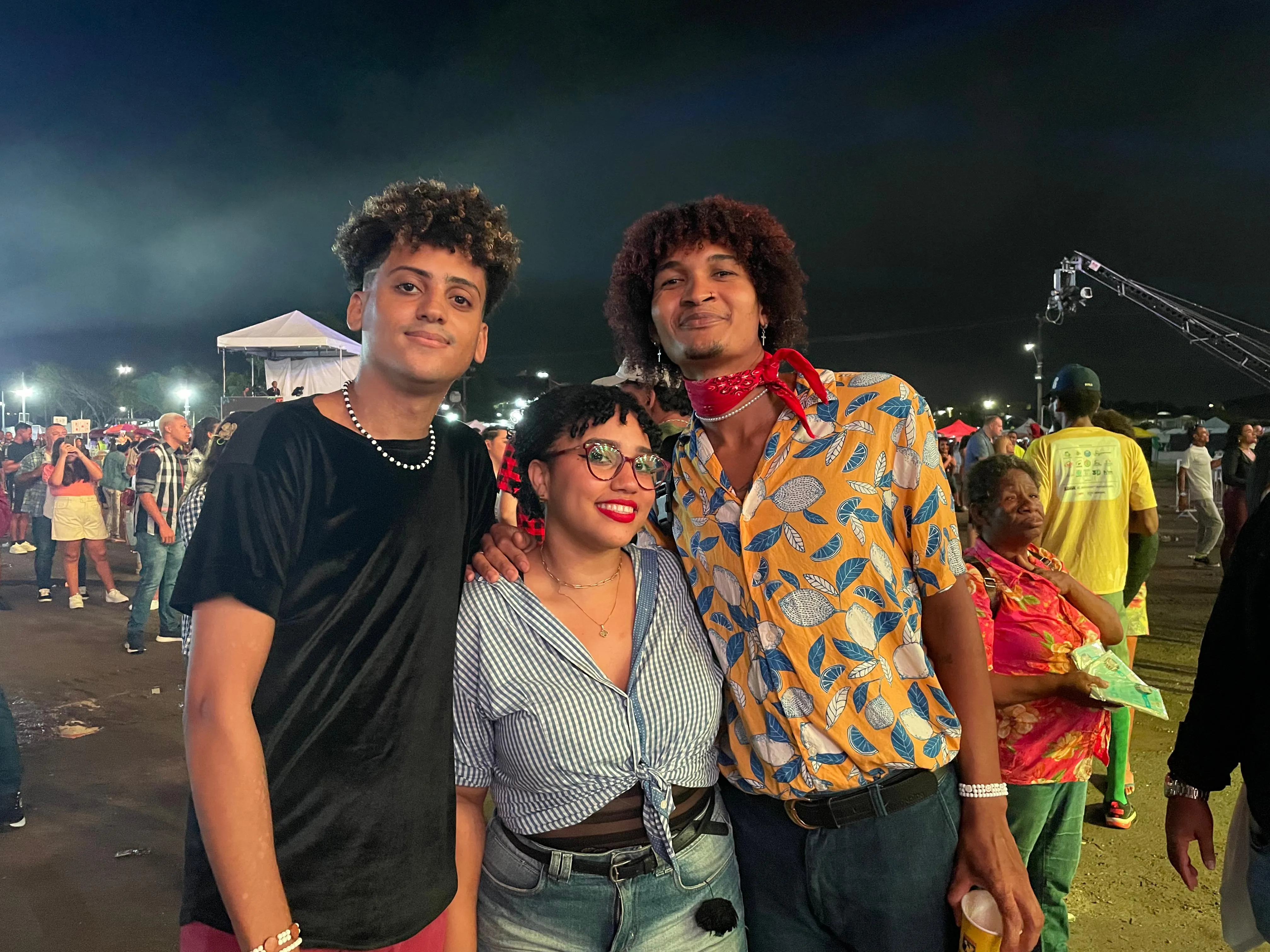 Roberto Passos / Camila de Almeida / Givanildo Nascimento
