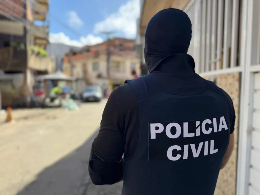 Prisão foi realizada por agentes da Polícia Civil