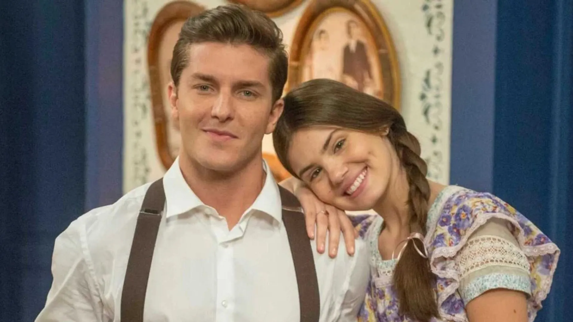 Camila Queiroz e Klebber Toledo foram par romântico em novela da Globo