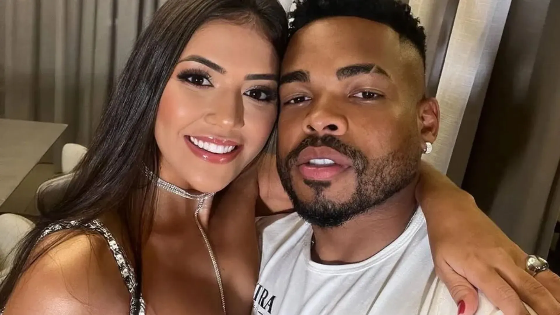 Ana Carla e Cristian Bell vão ter um bebê