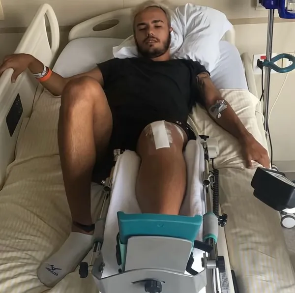 Imagem ilustrativa da imagem Exclusivo: conheça ex-jogador do Santos que está bombando na internet