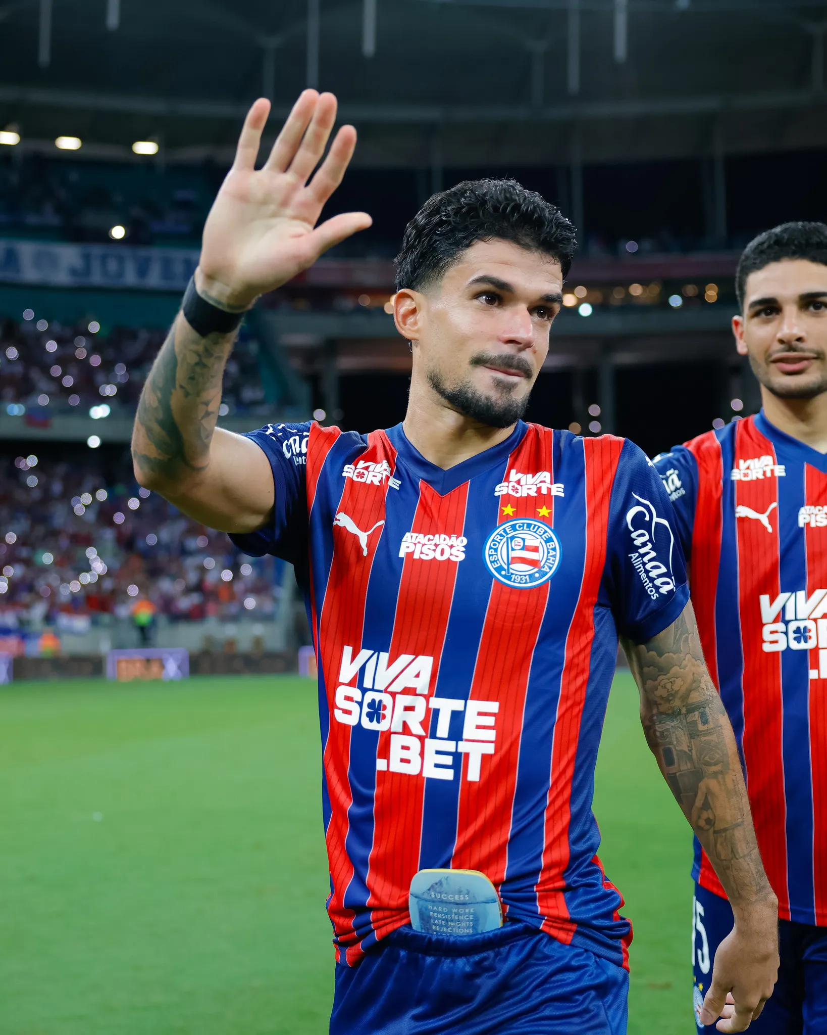 Meia vem sendo cobrado pela torcida do Bahia