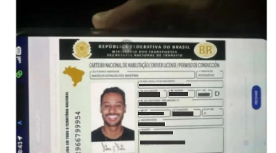 Documento do ex-jogador do Vitória