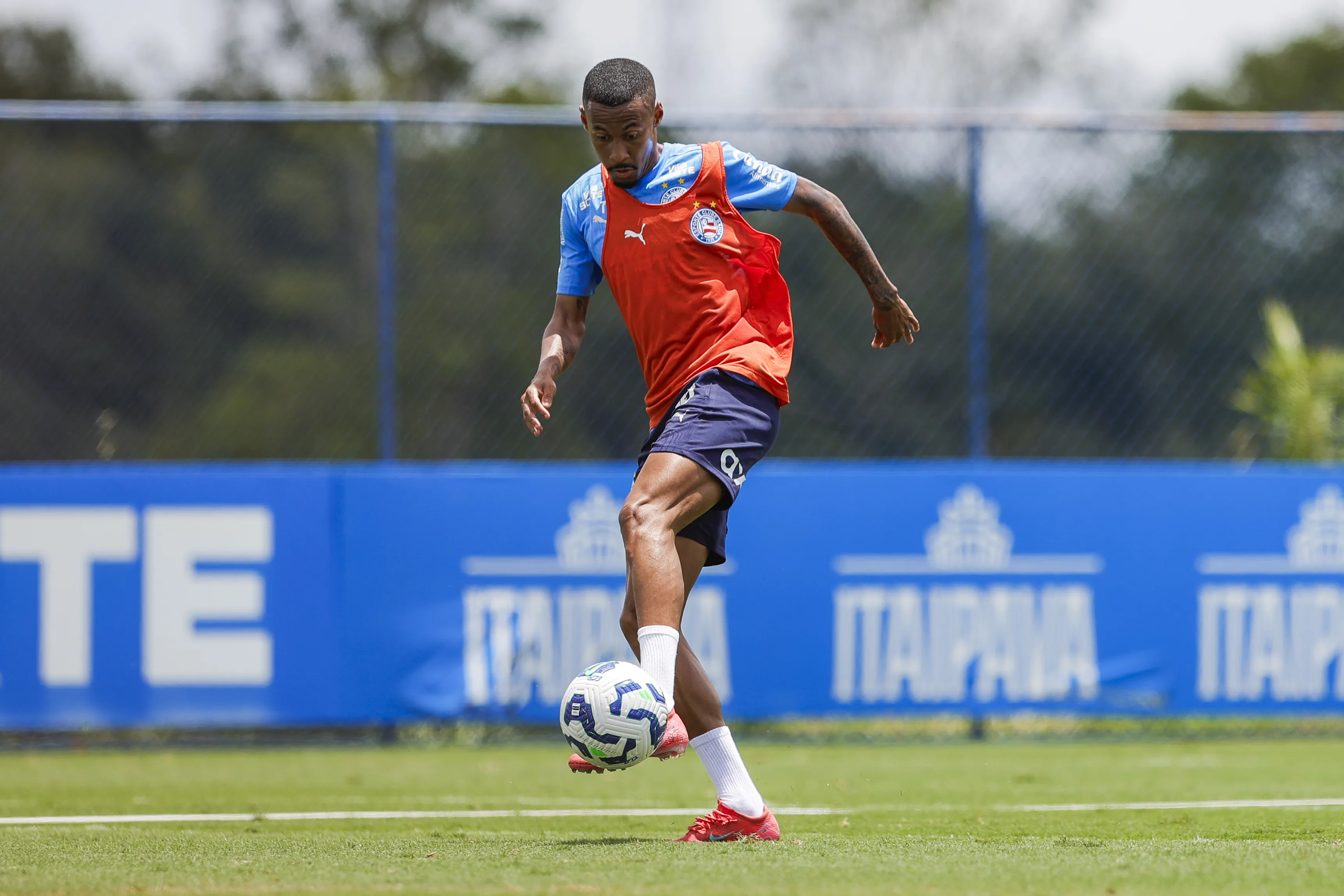 Ademir deve estar disponível para jogo contra o Palmeiras